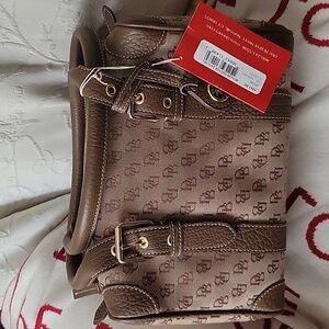 Dooney & Bourke NWT Medium Doctor's Satchel. This is Vintage!